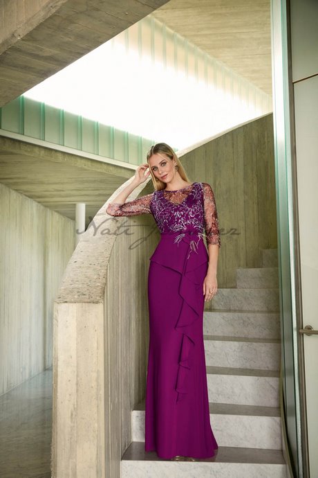vestidos-elegantes-de-encaje-2023-30_11 Елегантни дантелени рокли 2023