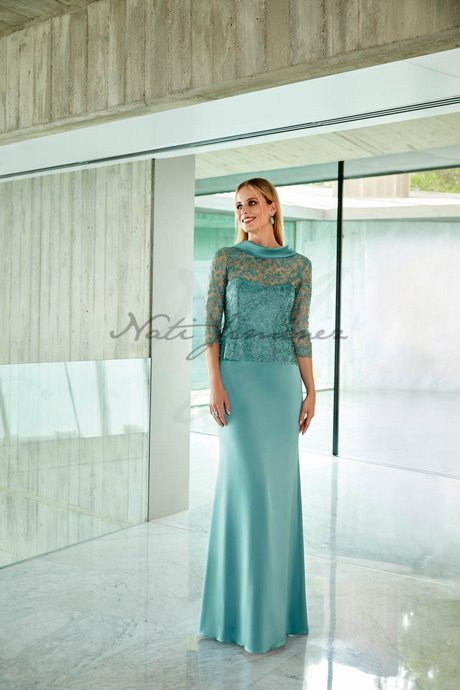 vestidos-elegantes-de-encaje-2023-30_18 Елегантни дантелени рокли 2023