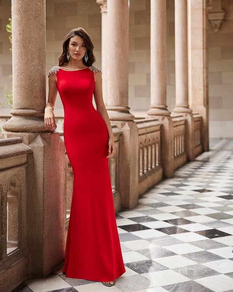 vestidos-largos-de-fiesta-rojos-2023-89_12 Червени дълги абитуриентски рокли 2023