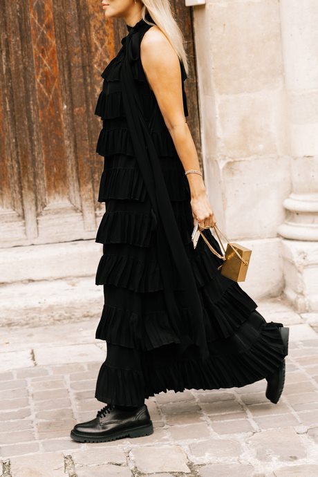 vestidos-negros-de-fiesta-2023-44_4 Черни абитуриентски рокли 2023